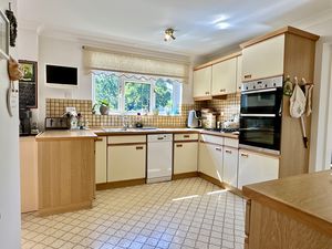 Breakfast Kitchen- click for photo gallery
